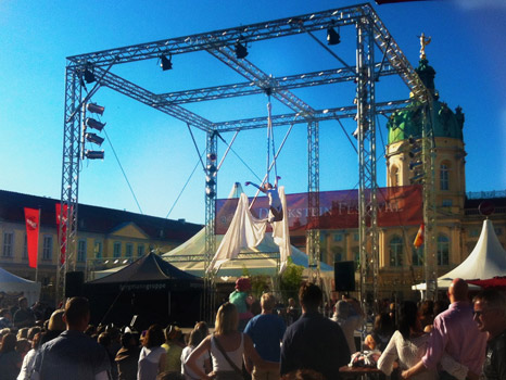 Annika Streetshow